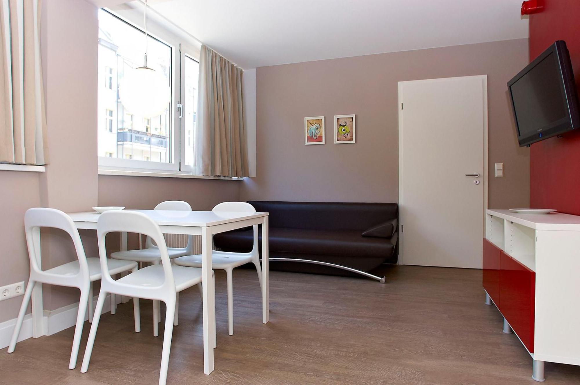 Apartmenthouse Berlin - Am Goerlitzer Park Экстерьер фото