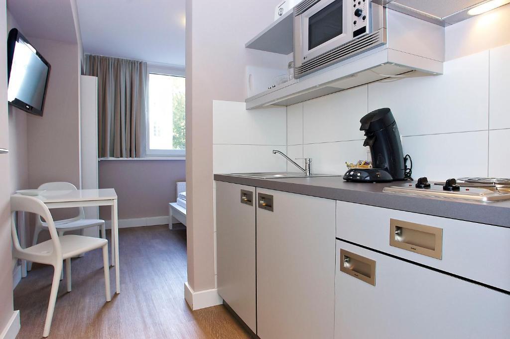Apartmenthouse Berlin - Am Goerlitzer Park Экстерьер фото