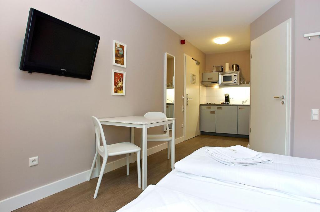 Apartmenthouse Berlin - Am Goerlitzer Park Номер фото